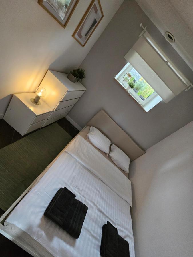Chelosiowy Apartament Targi Kielce Jaworznia Eksteriør bilde